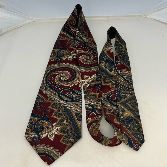Vintage Harve Benard Busy Ornate Floral Silk Tie Made In USA - Picture 4 of 10